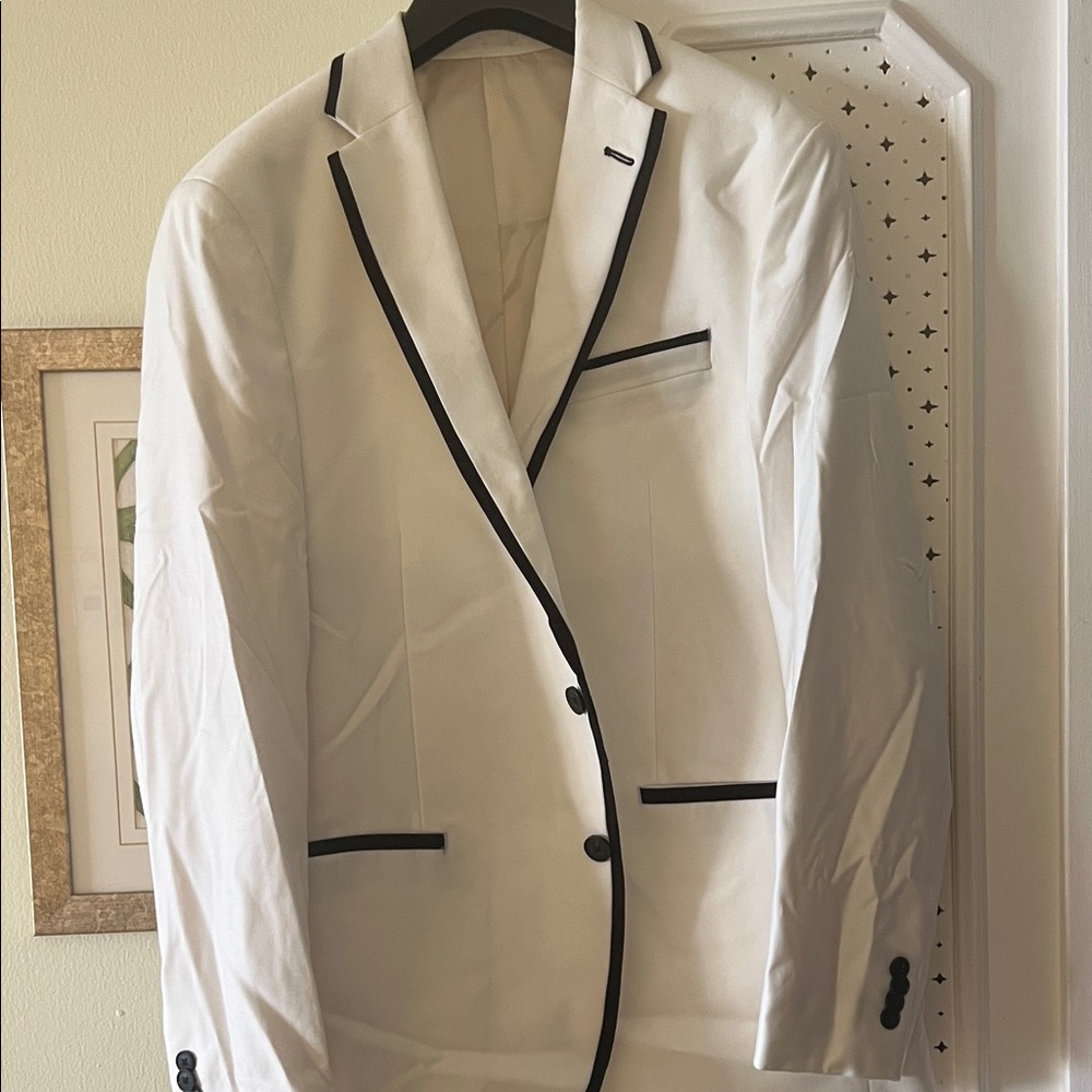 Kenneth Cole Reaction White Performance Jacket - Picture 2 of 4